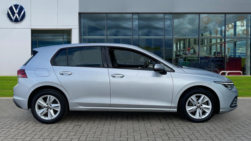 Used Volkswagen Golf 2023 for sale - 75735271: Photo 4