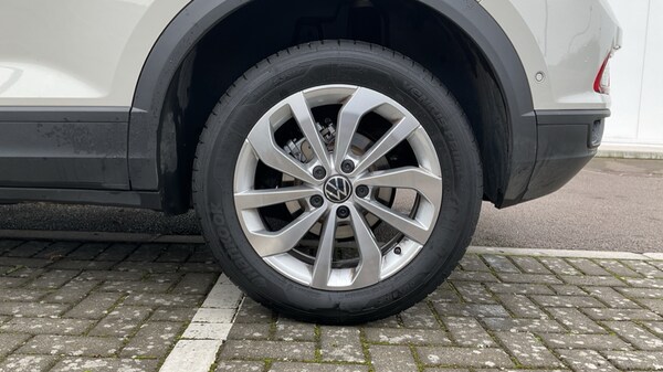 Used Volkswagen T-Roc 2025 for sale - 76066878: Photo 19