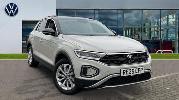 Used Volkswagen T-Roc 2025 for sale - 76066878: Photo 1
