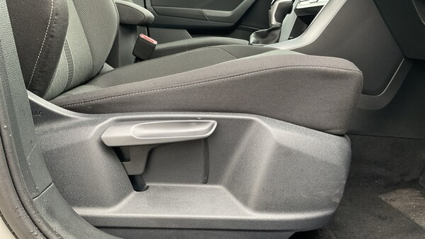 Used Volkswagen T-Roc 2025 for sale - 76066878: Photo 39