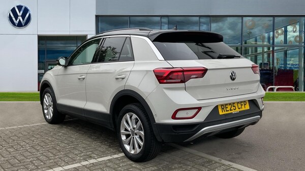 Used Volkswagen T-Roc 2025 for sale - 76066878: Photo 3