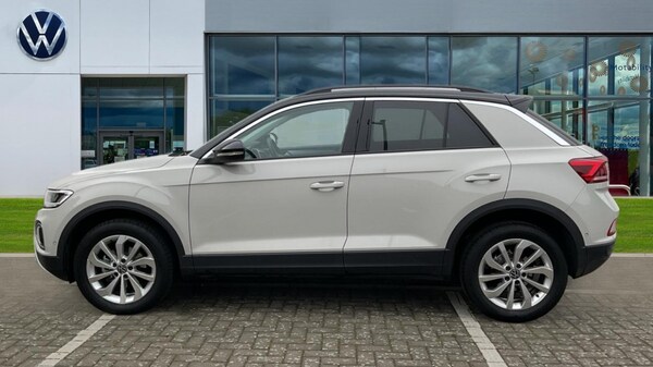 Used Volkswagen T-Roc 2025 for sale - 76066878: Photo 9