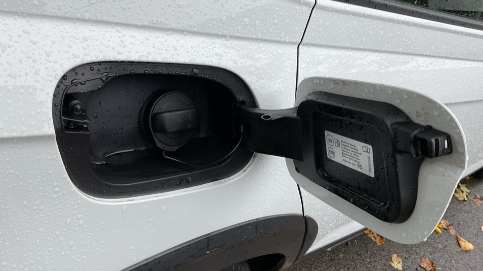 Used Volkswagen Taigo 2023 for sale - 76487392: Photo 29