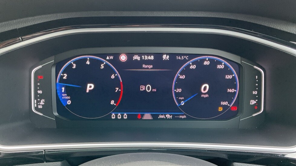 Used Volkswagen T-Roc 2025 for sale - 76452270: Photo 14