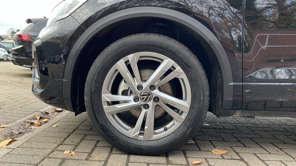 Used Volkswagen T-Roc 2025 for sale - 76452270: Photo 18