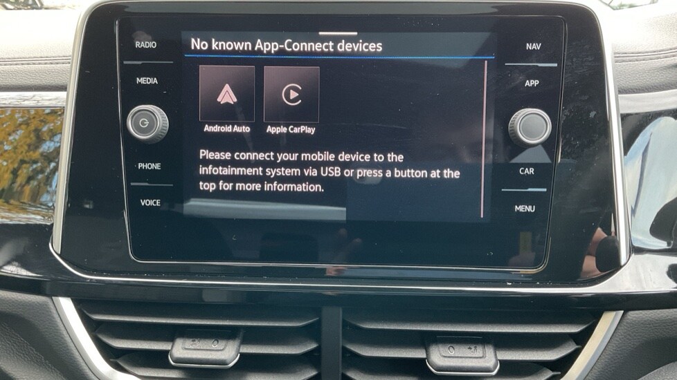 Used Volkswagen T-Roc 2025 for sale - 76452270: Photo 22