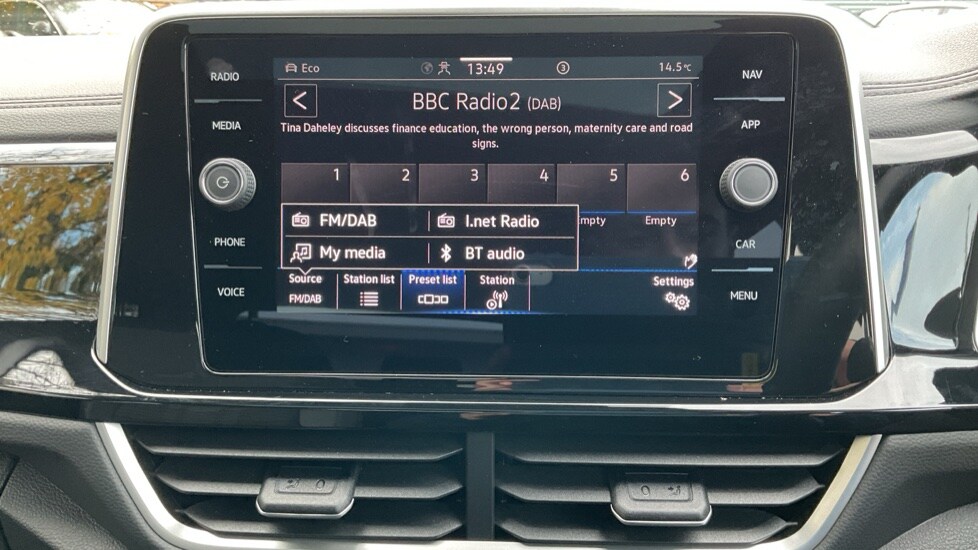 Used Volkswagen T-Roc 2025 for sale - 76452270: Photo 25