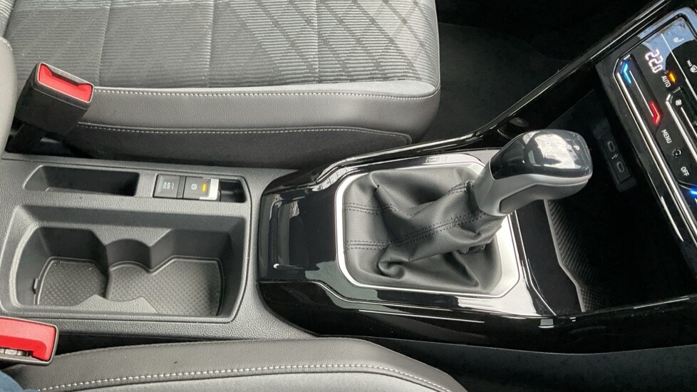 Used Volkswagen T-Roc 2025 for sale - 76452270: Photo 35