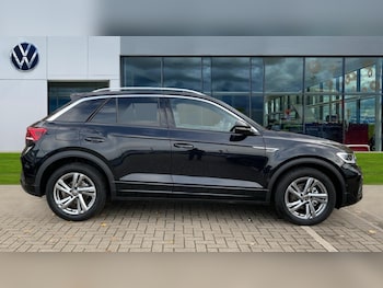 Used Volkswagen T-Roc 2025 for sale - 76452270: Photo