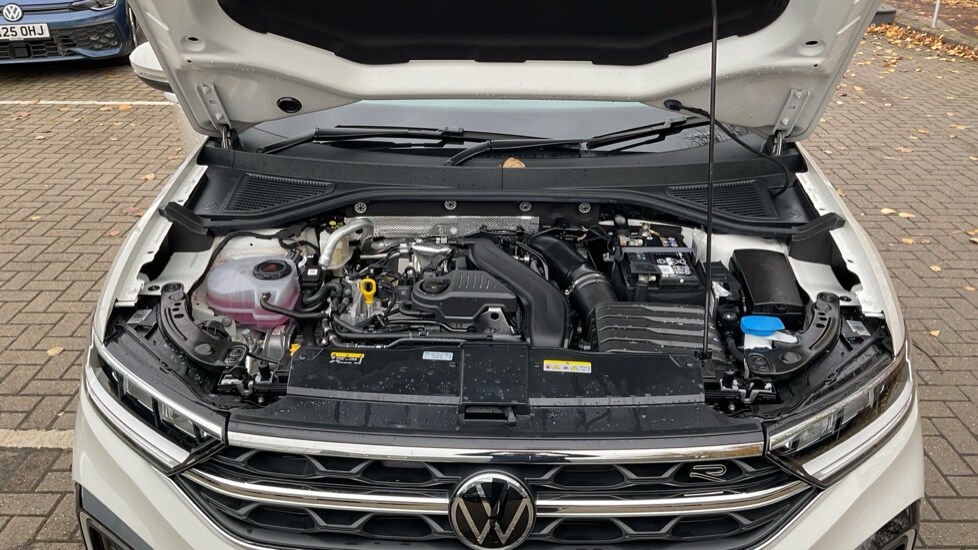 Used Volkswagen T-Roc 2025 for sale - 76717351: Photo 17