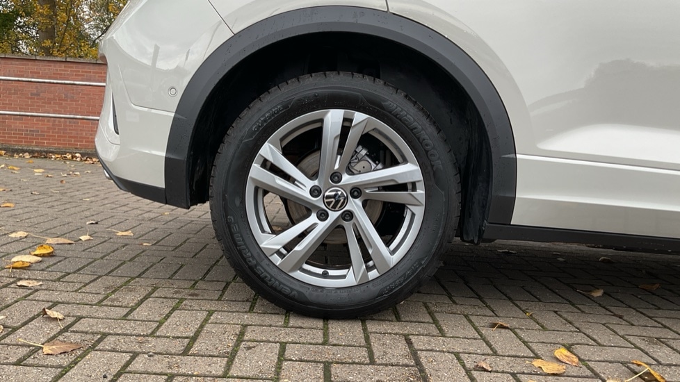 Used Volkswagen T-Roc 2025 for sale - 76717351: Photo 5