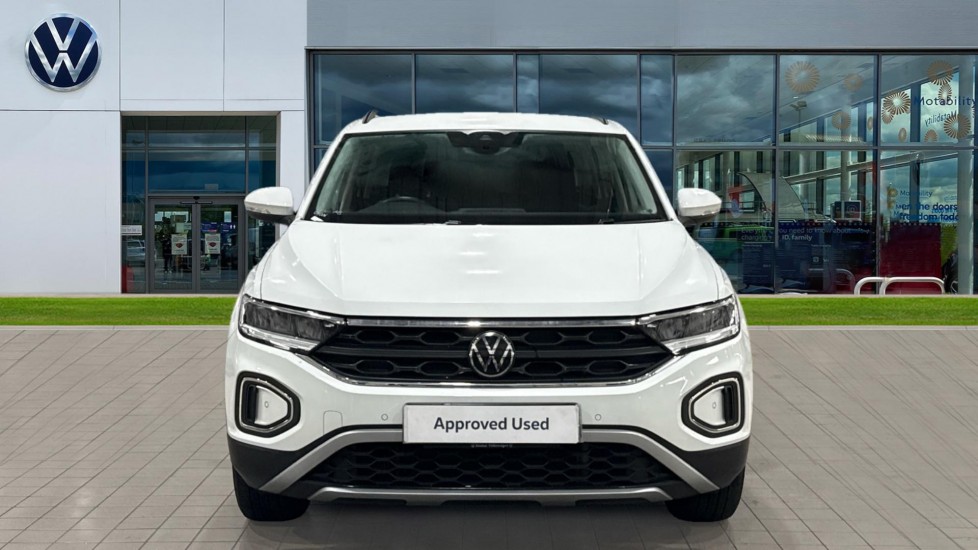 Used Volkswagen T-Roc 2023 for sale - 76766296: Photo 10