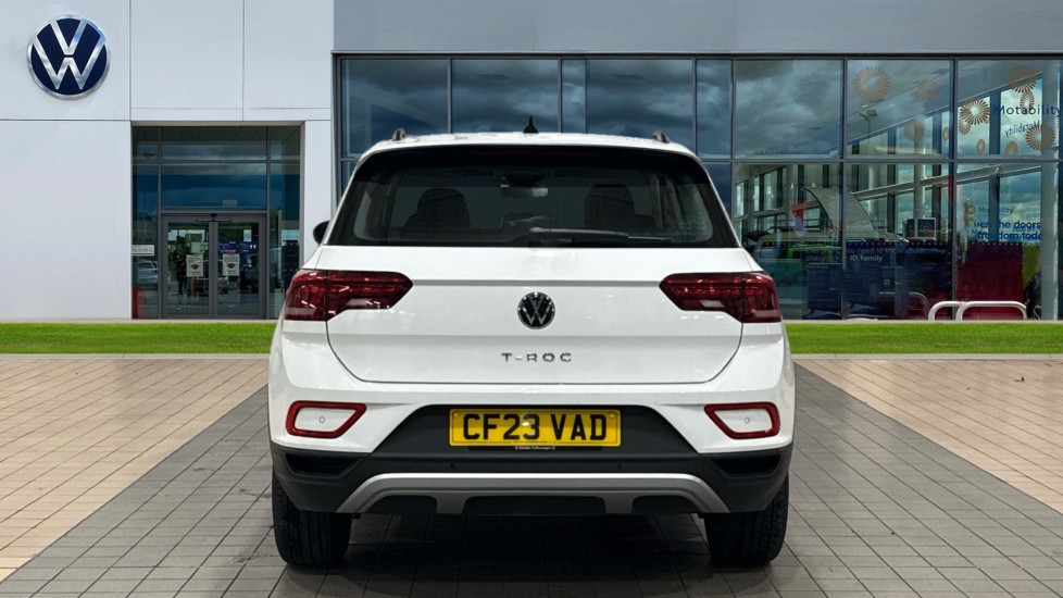 Used Volkswagen T-Roc 2023 for sale - 76766296: Photo 11