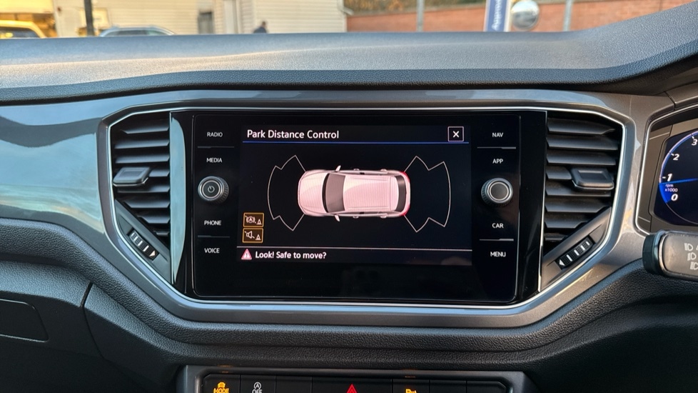 Used Volkswagen T-Roc 2021 for sale - 77043029: Photo 22