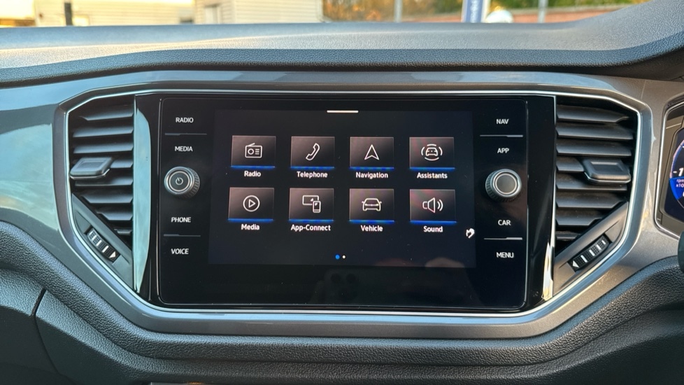 Used Volkswagen T-Roc 2021 for sale - 77043029: Photo 24