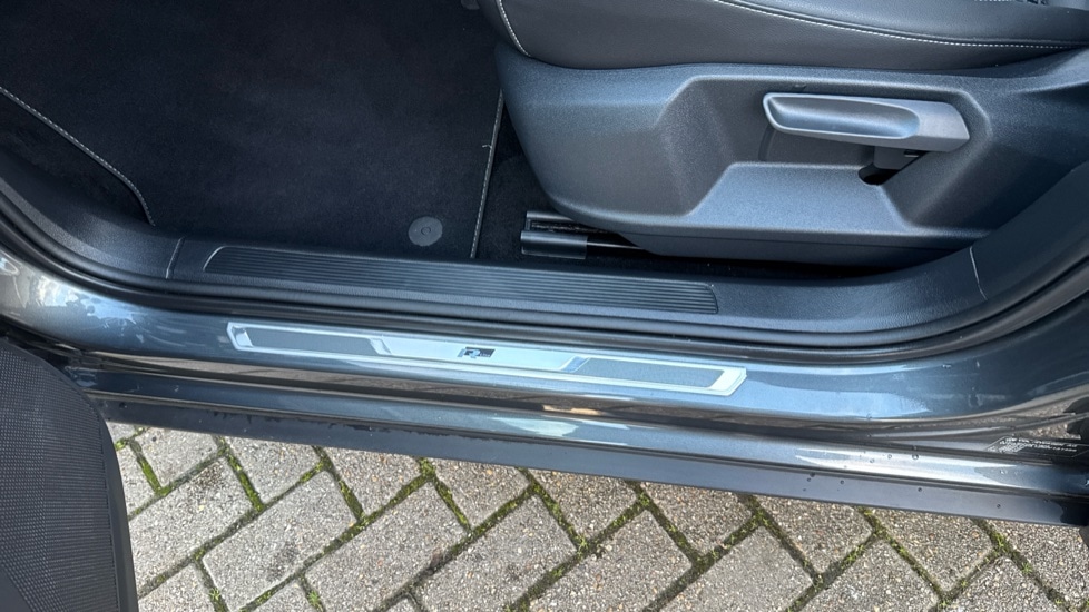 Used Volkswagen T-Roc 2021 for sale - 77043029: Photo 40