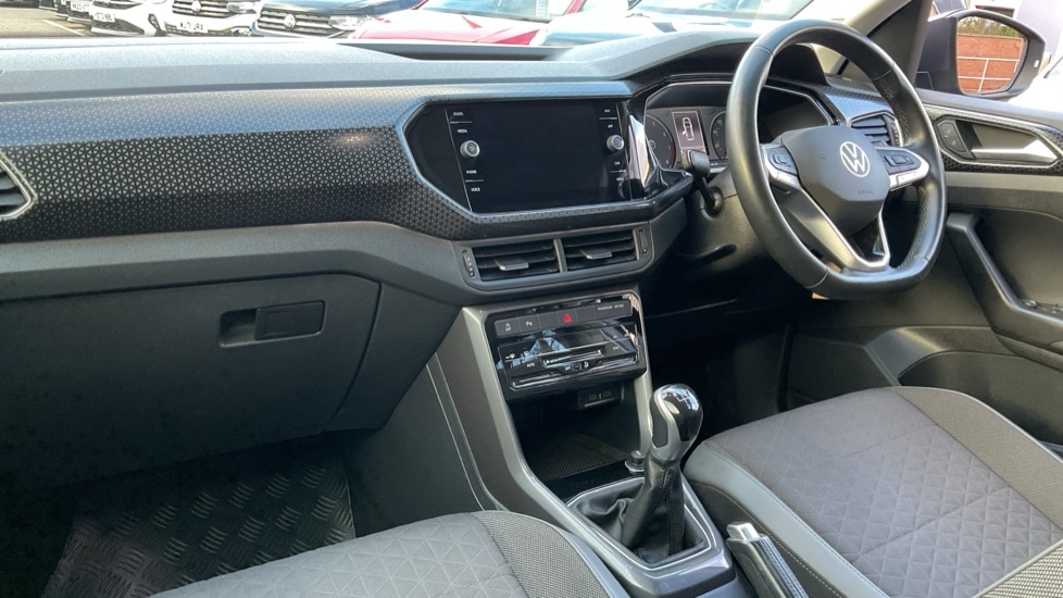 Used Volkswagen T-Cross 2022 for sale - 76766351: Photo 2