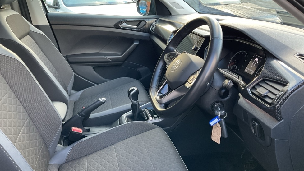Used Volkswagen T-Cross 2022 for sale - 76766351: Photo 26