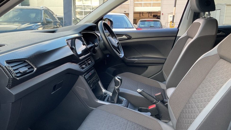 Used Volkswagen T-Cross 2022 for sale - 76766351: Photo 28