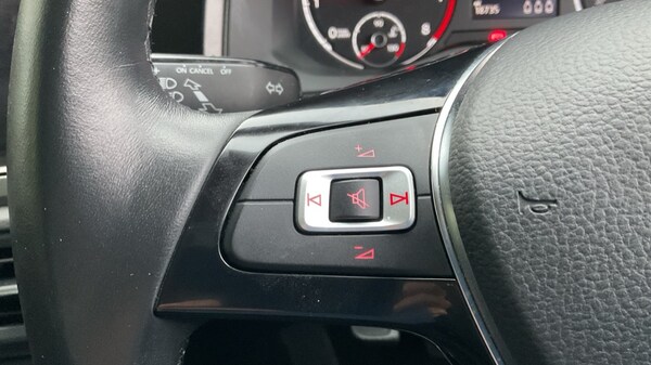 Used Volkswagen Polo 2019 for sale - 76092138: Photo 31