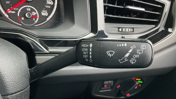 Used Volkswagen Polo 2019 for sale - 76092138: Photo 32