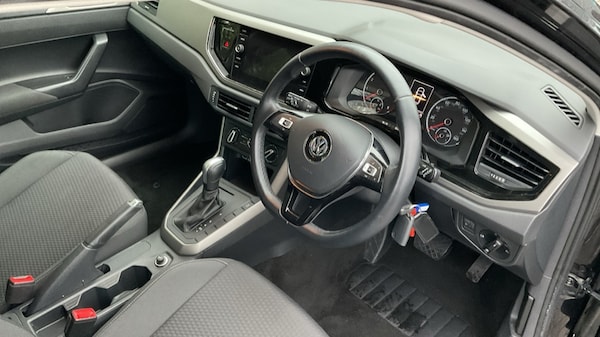 Used Volkswagen Polo 2019 for sale - 76092138: Photo 6