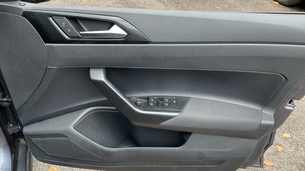 Used Volkswagen Polo 2022 for sale - 76458793: Photo 37