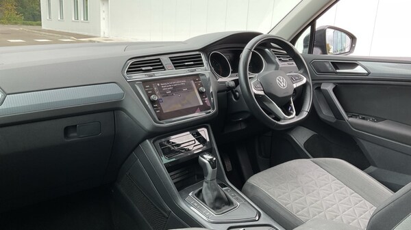 Used Volkswagen Tiguan 2022 for sale - 76190998: Photo 2