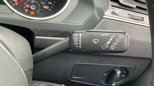 Used Volkswagen Tiguan 2022 for sale - 76190998: Photo 32
