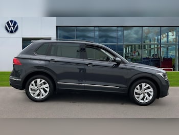 Used Volkswagen Tiguan 2022 for sale - 76190998: Photo 4