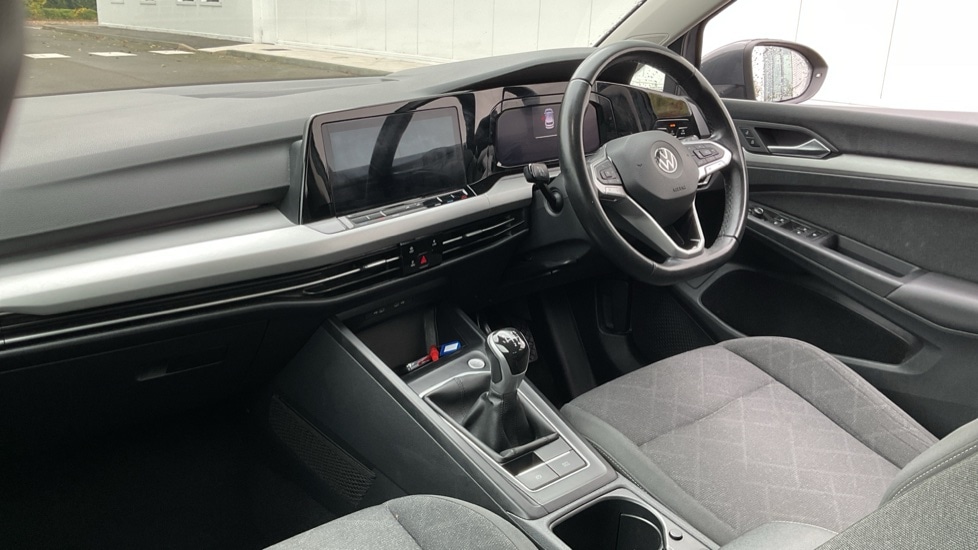 Used Volkswagen Golf 2022 for sale - 77010213: Photo 2