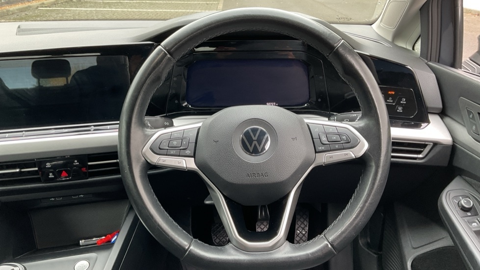 Used Volkswagen Golf 2022 for sale - 77010213: Photo 27