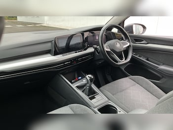 Used Volkswagen Golf 2022 for sale - 77010213: Photo