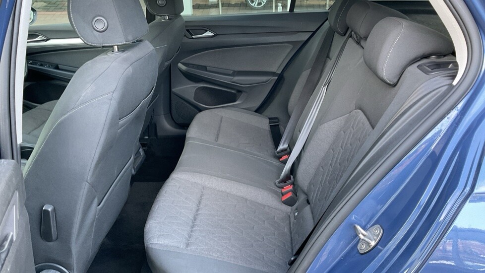 Used Volkswagen Golf 2024 for sale - 75874328: Photo 15