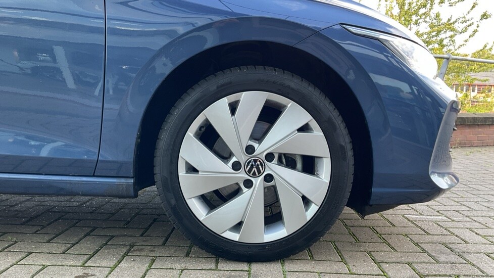 Used Volkswagen Golf 2024 for sale - 75874328: Photo 20