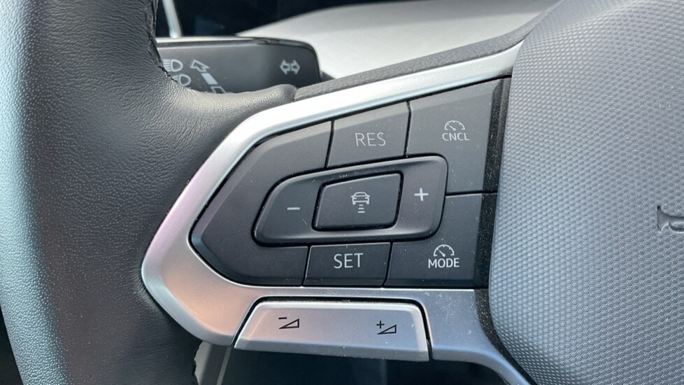 Used Volkswagen Golf 2024 for sale - 75874328: Photo 31