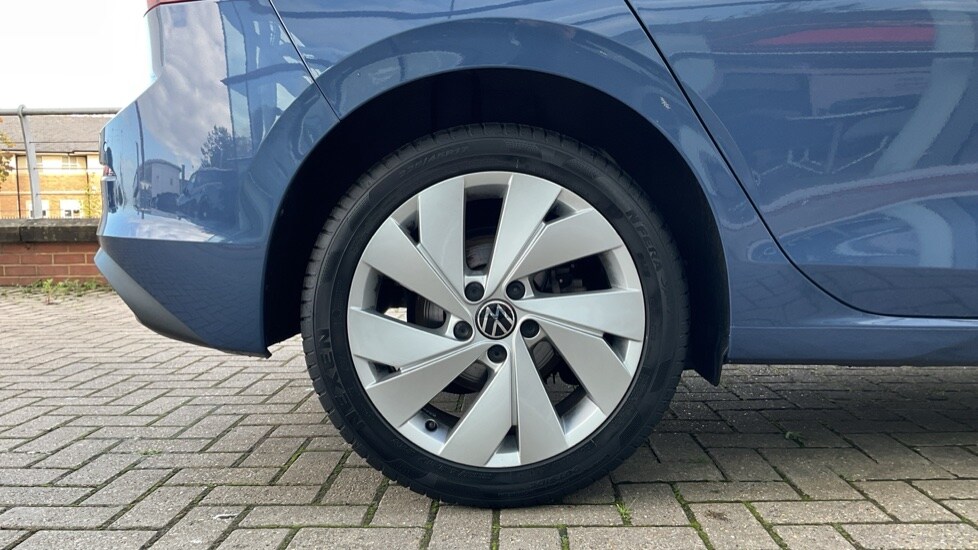 Used Volkswagen Golf 2024 for sale - 75874328: Photo 5