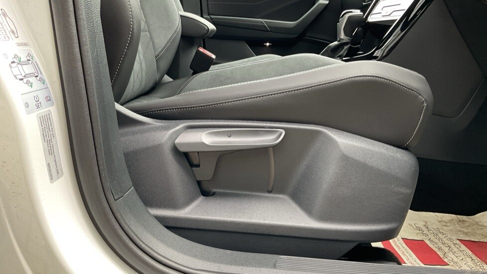 Used Volkswagen T-Roc 2025 for sale - 75874141: Photo 39