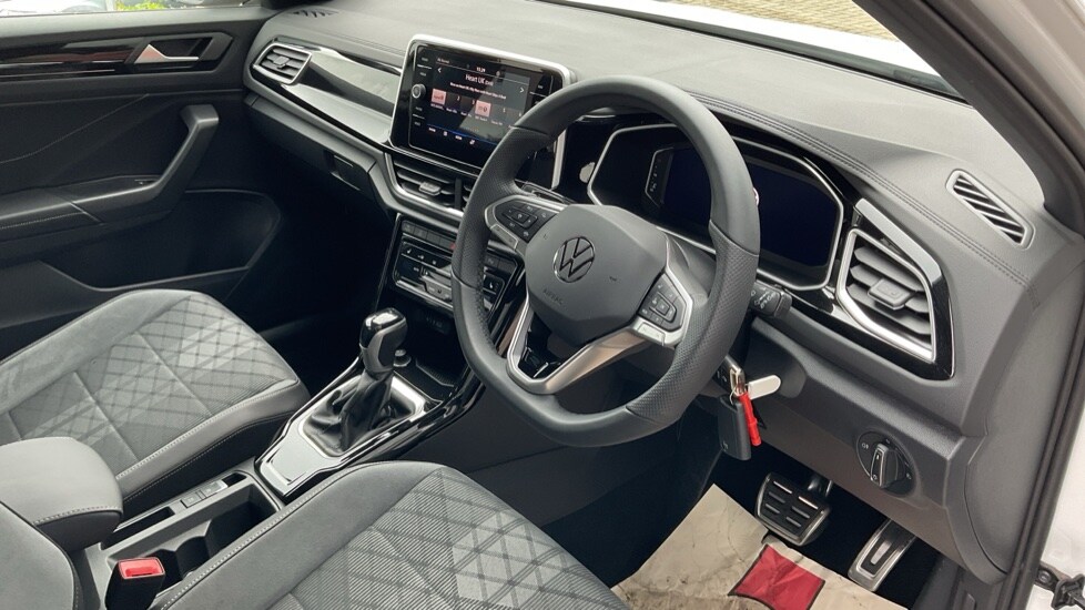 Used Volkswagen T-Roc 2025 for sale - 75874141: Photo 6