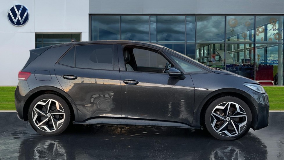 Used Volkswagen ID.3 2021 for sale - 76861787: Photo 4