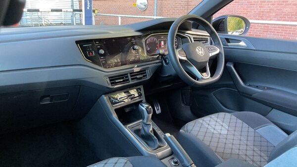Used Volkswagen Taigo 2023 for sale - 76124849: Photo 2