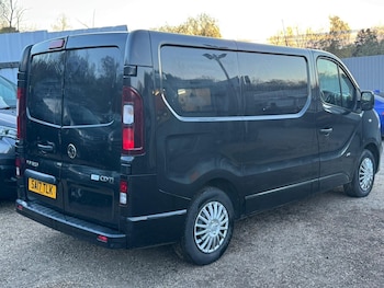 Used Vauxhall Vivaro 2017 for sale - 78989340: Photo