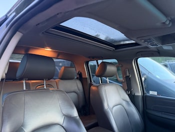 Used Nissan Navara 2011 for sale - 78989352: Photo