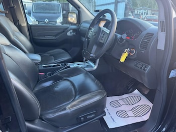 Used Nissan Navara 2011 for sale - 78989352: Photo