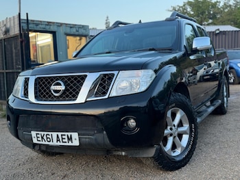 Used Nissan Navara 2011 for sale - 78989352: Photo