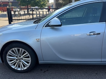 Used Vauxhall Insignia 2013 for sale - 78989302: Photo