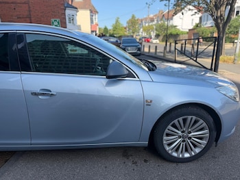 Used Vauxhall Insignia 2013 for sale - 78989302: Photo