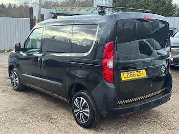Used Vauxhall Combo 2017 for sale - 78988990: Photo