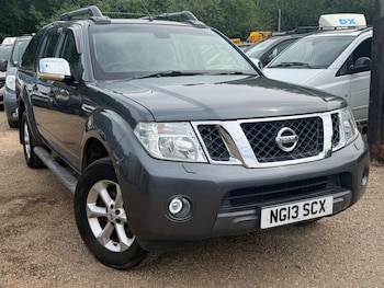 Used Nissan Navara 2013 for sale - 79061496: Photo