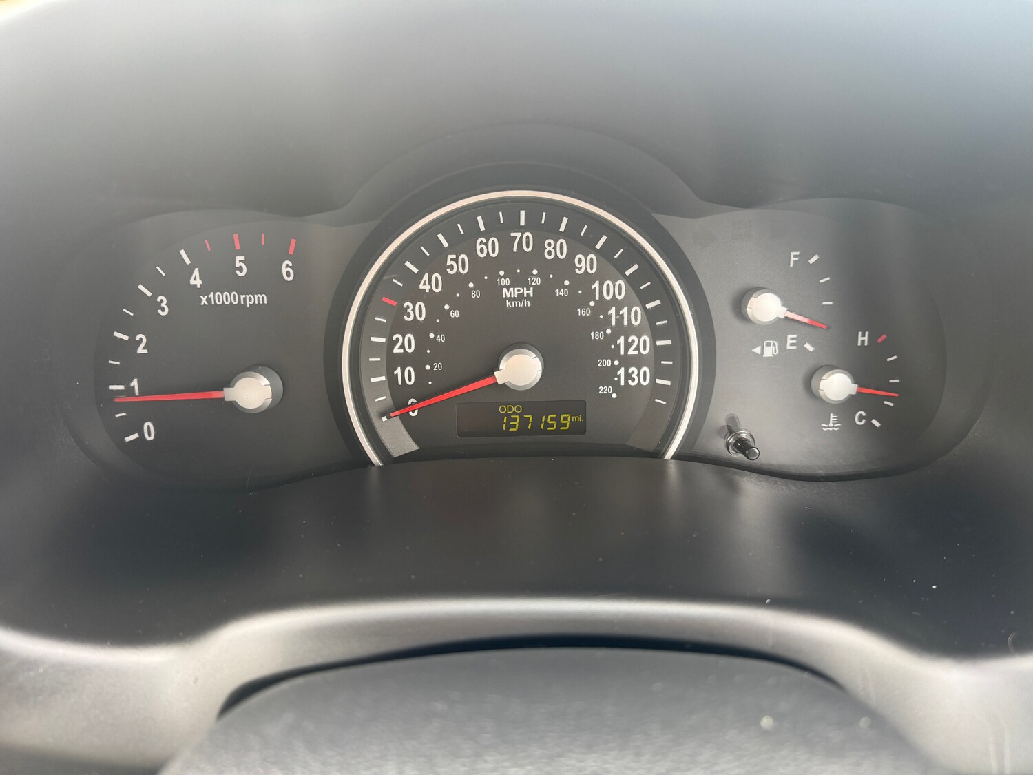 Used Kia Sedona 2011 for sale - 77998801: Photo 21